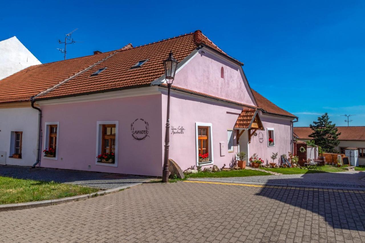Apartmany Lavander Микулов Екстериор снимка