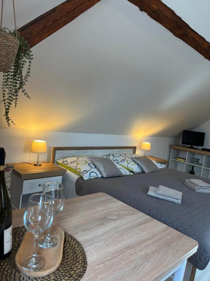 Apartmany Lavander Микулов Екстериор снимка