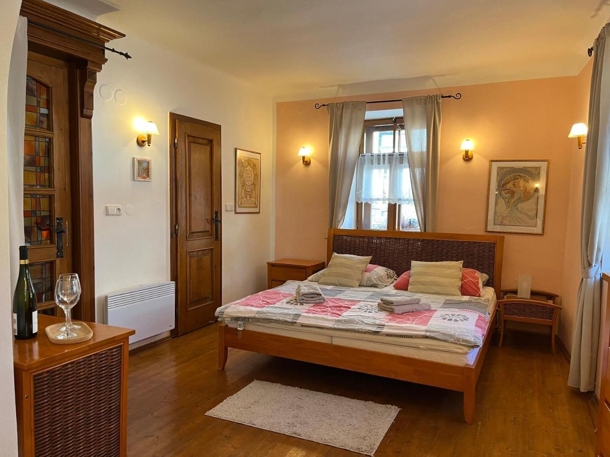 Apartmany Lavander Микулов Екстериор снимка