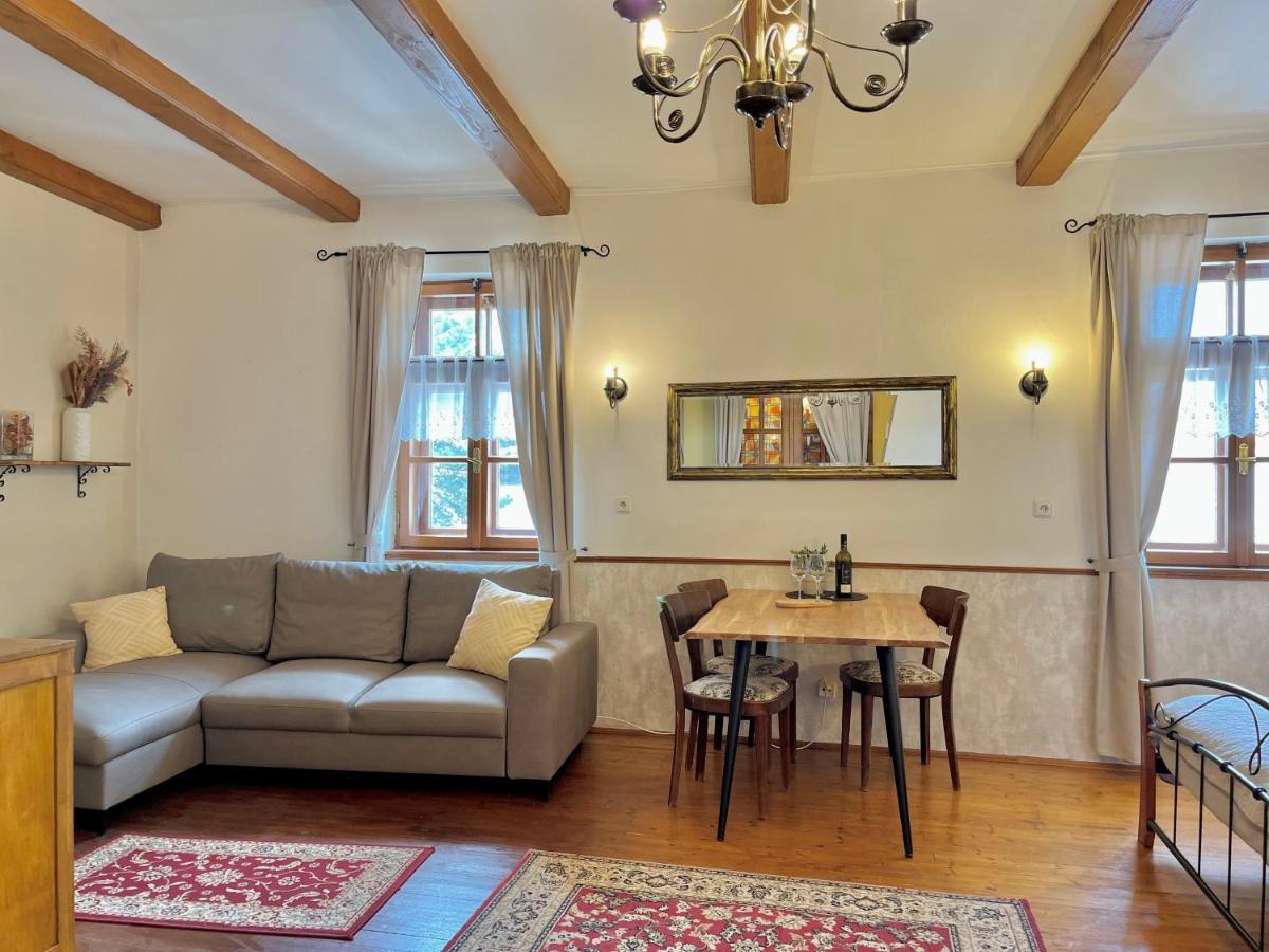 Apartmany Lavander Микулов Екстериор снимка