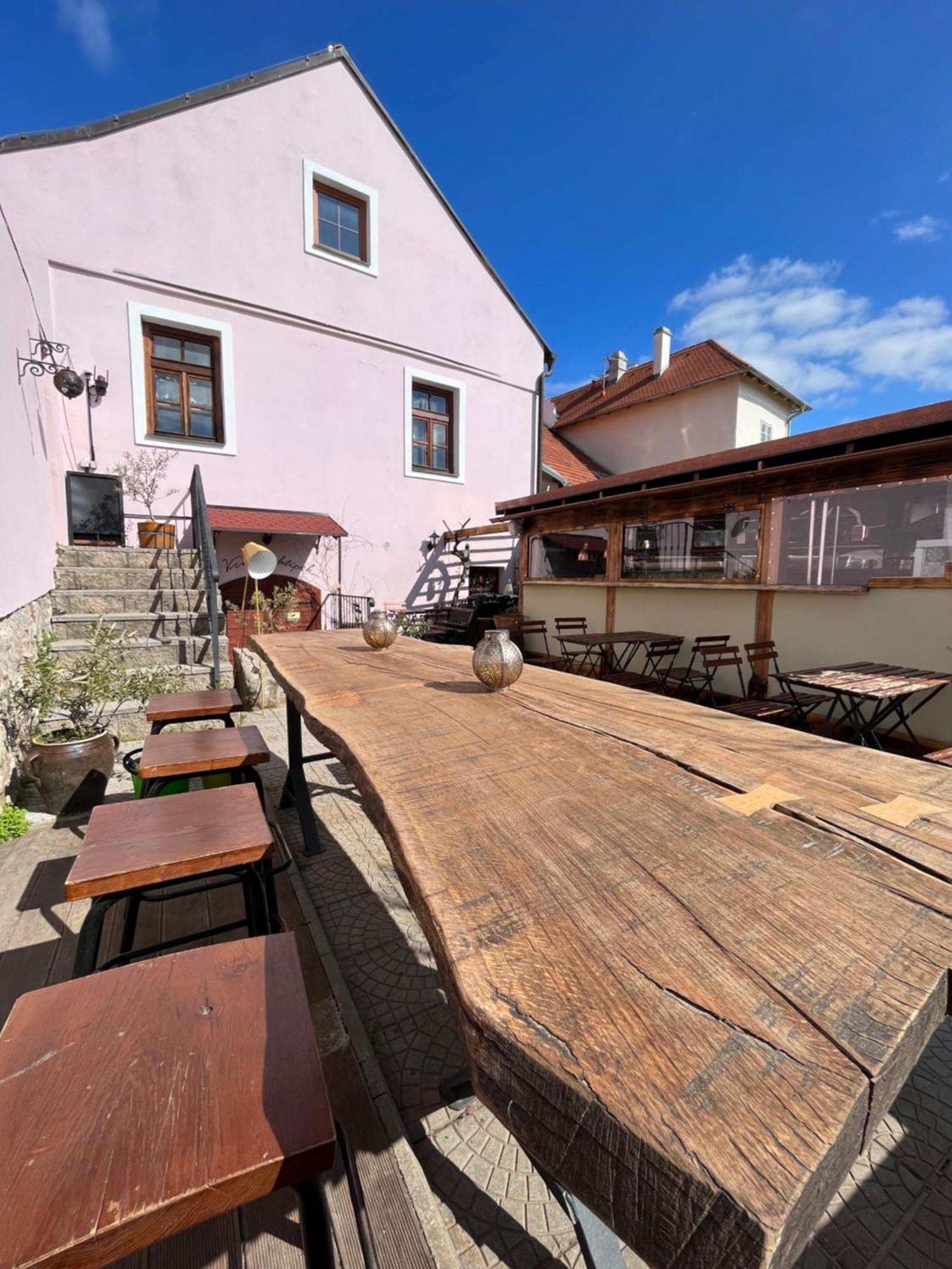 Apartmany Lavander Микулов Екстериор снимка